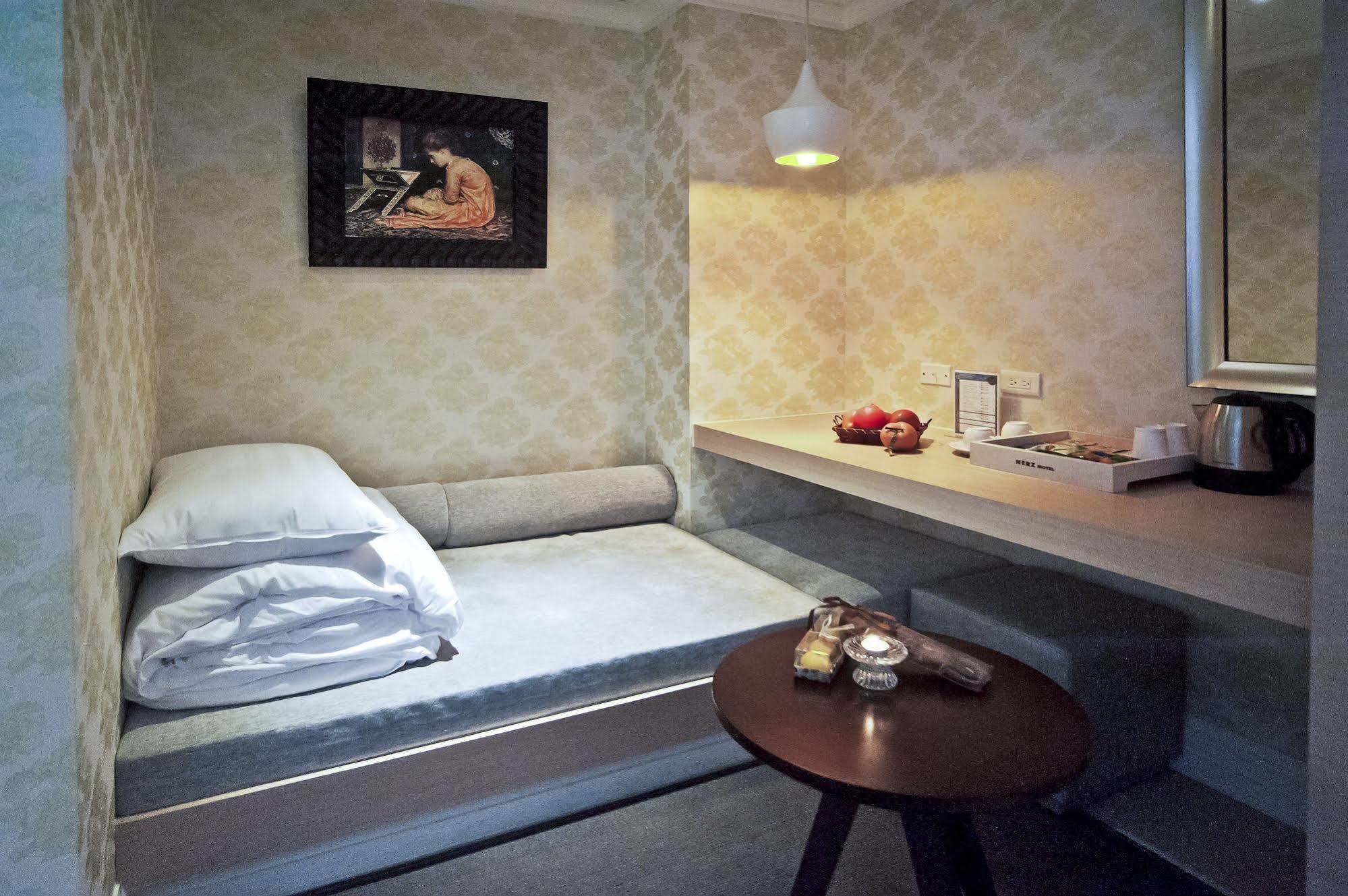 Motel Herz Taizhong Zewnętrze zdjęcie